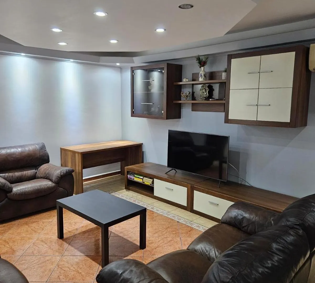 Relaxing-Home Bucharest Apartment